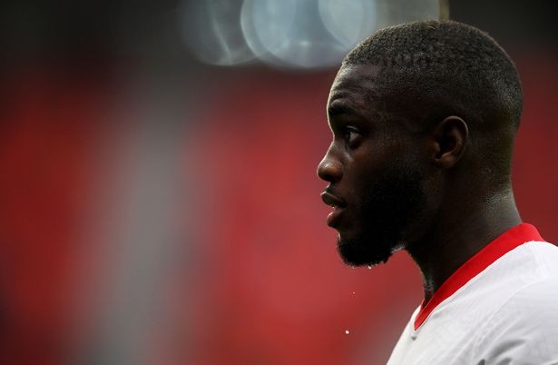 Man Utd in prime position to trigger Dayot Upamecano's new bargain release clause - Bóng Đá