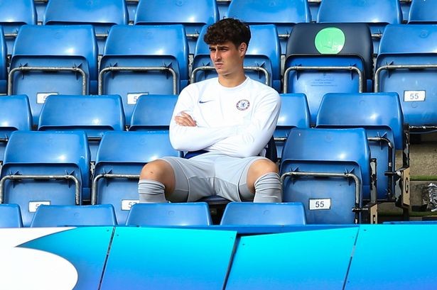 Kepa Arrizabalaga's response to Chelsea transfer move for Edouard Mendy - Bóng Đá