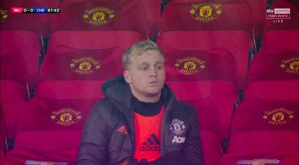 Donny van de Beek neglect at Man Utd blasted by ex-Holland boss Danny Blind - Bóng Đá