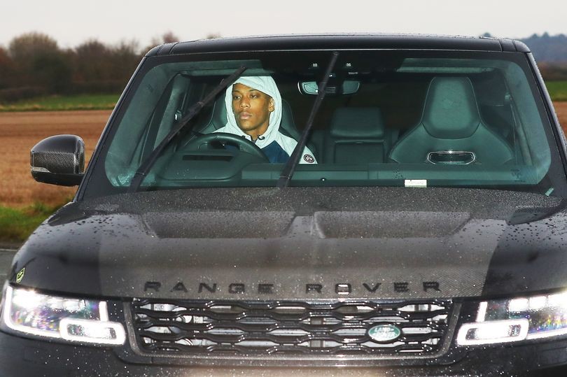 Anthony Martial leaves Manchester United training ground - Bóng Đá