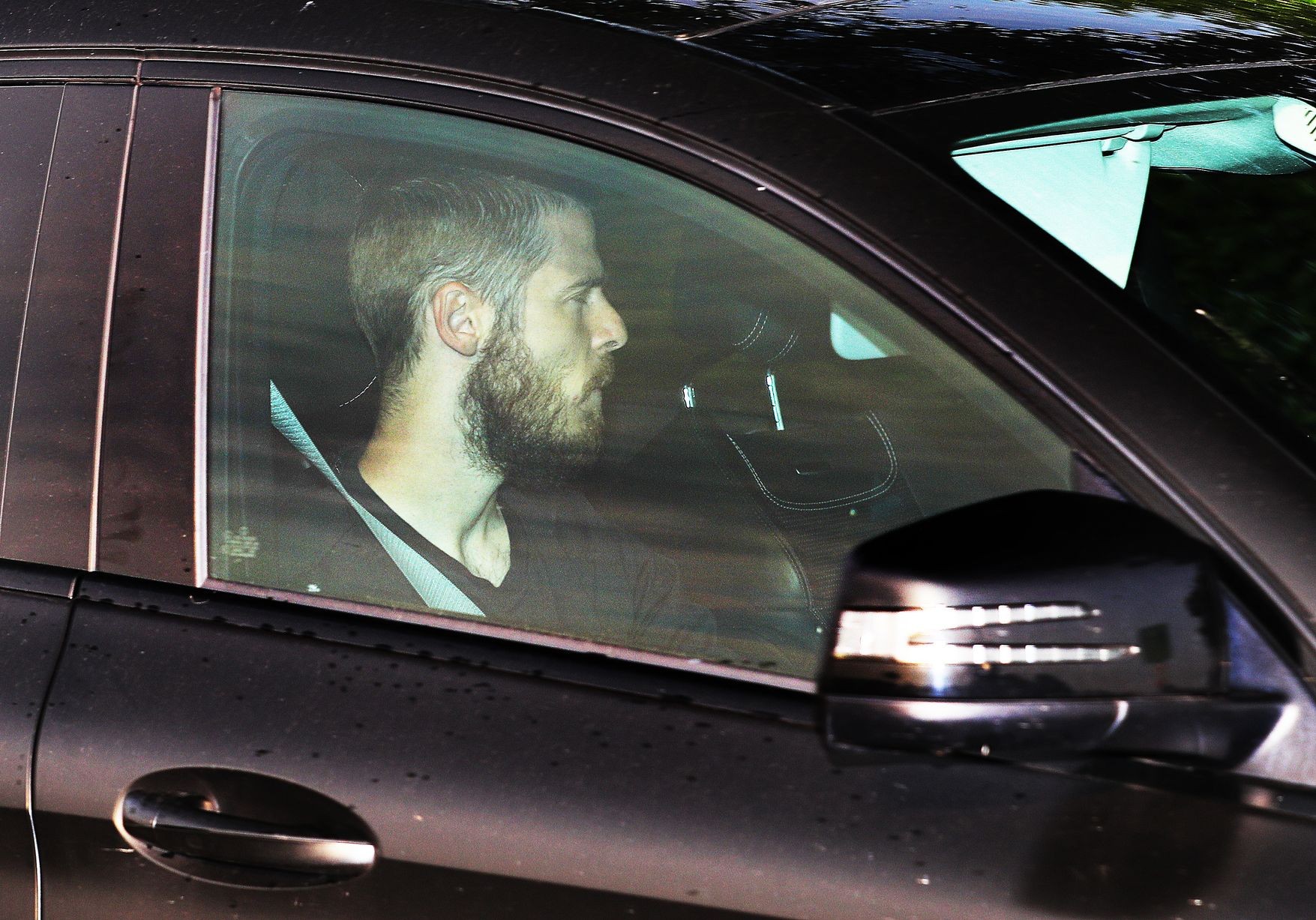 Pictures: Manchester United players arrive for training before Crystal Palace fixture - Bóng Đá