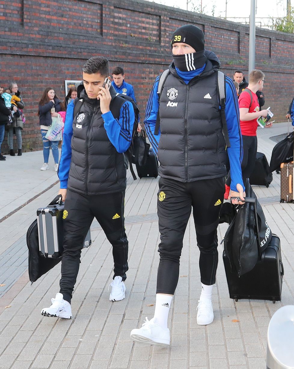 Manchester United squad vs Chelsea revealed - Bóng Đá