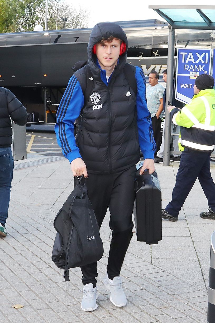 Manchester United squad vs Chelsea revealed - Bóng Đá