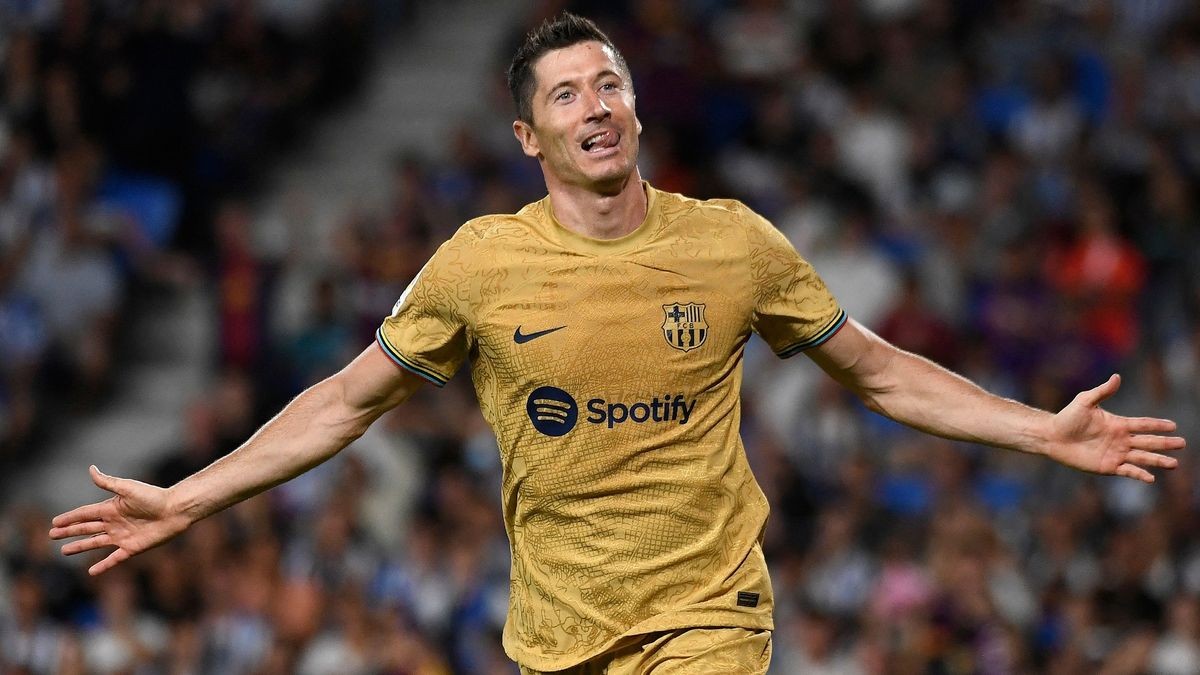 Rò rỉ chi tiết hợp đồng của Lewandowski tại Barcelona - Bóng Đá