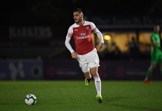 Defender Konstantinos Mavropanos has told Arsenal he does not want to be at the club next season - Bóng Đá