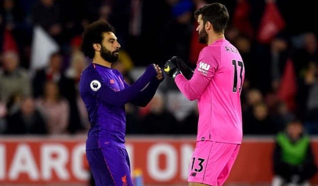 Alisson ready for injury return as Liverpool visit Manchester United - Bóng Đá