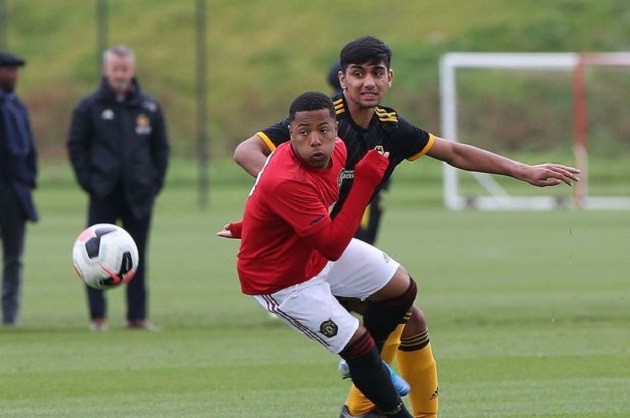 PSG starlet Xavi Simons among five players sent home from Holland's U19 camp for breaking the team's Covid bubble after two - Bóng Đá