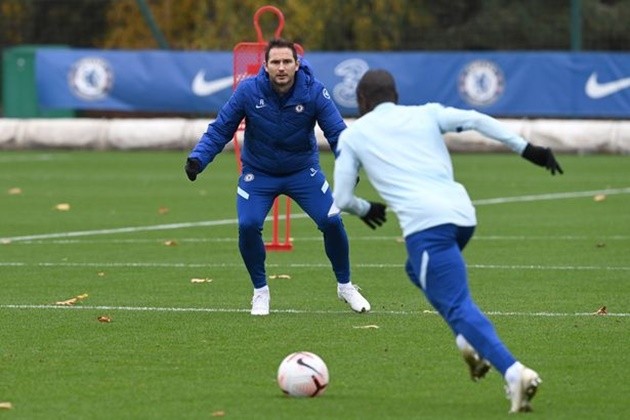 Billy Gilmour returns to Chelsea training after knee injury – and immediately trolls Timo Werner  - Bóng Đá