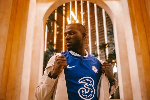 Koulibaly đáp trả tuyên bố 