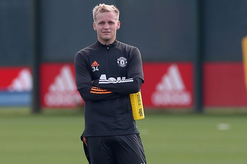 Luke Shaw gives verdict on Donny van de Beek's impact at Manchester United - Bóng Đá
