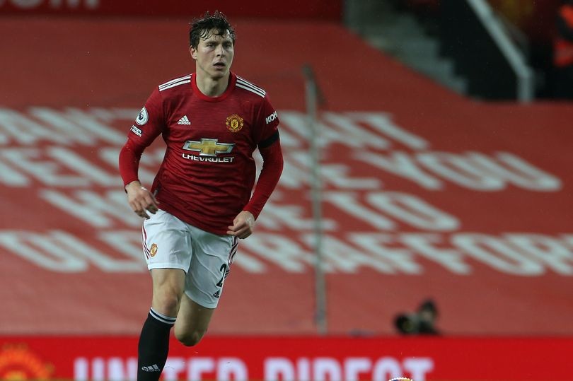 Manchester United sent concerning Victor Lindelof injury warning - Bóng Đá