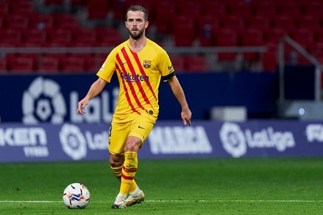 What Miralem Pjanic's agent has done amid Arsenal, Chelsea and Tottenham transfer links - Bóng Đá