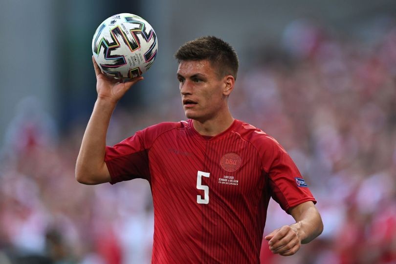 ĐHTB EURO 2020 dựa trên điểm trung bình: - Bóng Đá