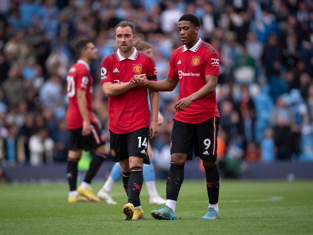 Patrice Evra agrees with Christian Eriksen and Bruno Fernandes over Man Utd problem - Bóng Đá