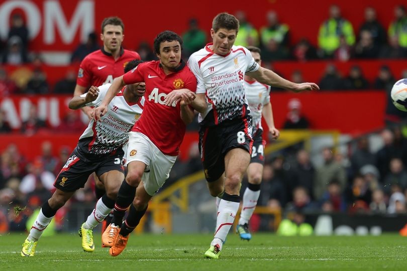 Manchester United favourite Rafael claims Liverpool great Steven Gerrard hated him - Bóng Đá