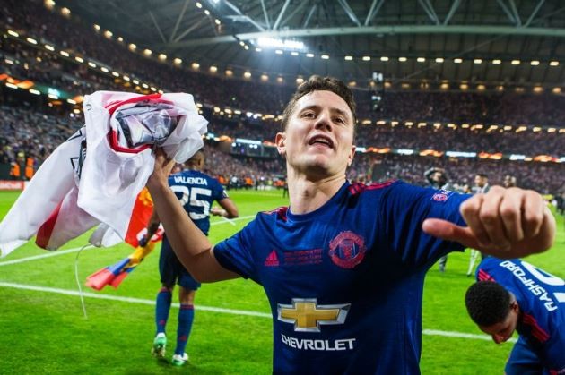 Man Utd đã biết điều nên làm với Ander Herrera - Bóng Đá