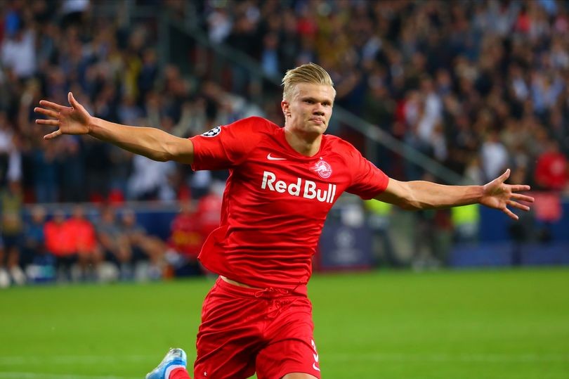 Manchester United fans say the same thing after Erling Haaland scores brace in Champions League - Bóng Đá