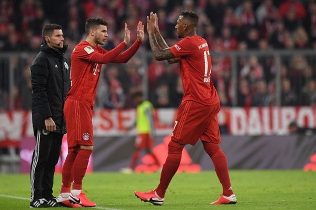 Bayern chào đón sự trở lại của Boateng và Hernandez trước trận PSG - Bóng Đá