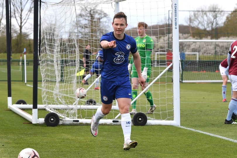 Chelsea to announce first summer transfer as deal for striker confirmed - Bóng Đá