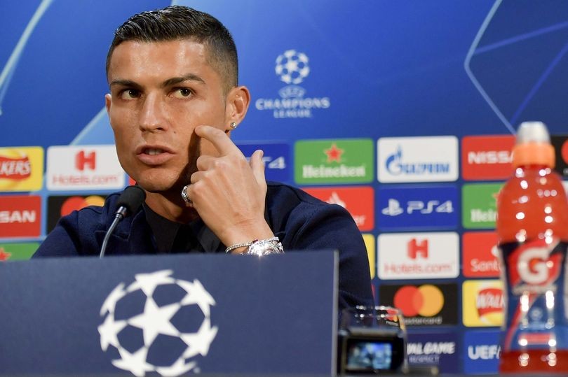 Rio Ferdinand downplays Cristiano Ronaldo's Man Utd chat with Sir Alex Ferguson - Bóng Đá