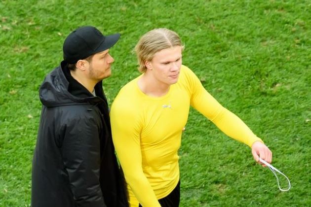 Erling Haaland storms down tunnel as Borussia Dortmund suffer Champions League blow - Bóng Đá