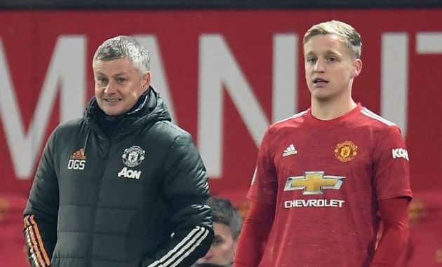 Donny van de Beek 'wants to quit Man Utd' amid claims Ole Gunnar Solskjaer didn't want him - Bóng Đá