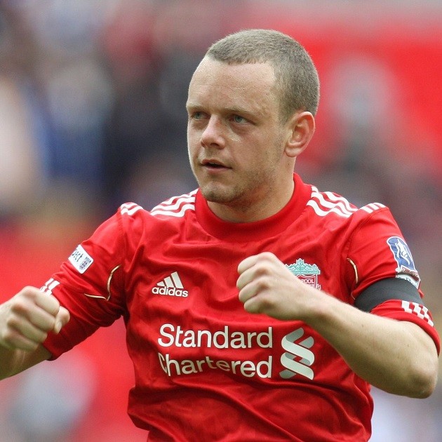 Ngày này năm xưa: Liverpool bị đội bóng hạng tư loại khỏi League Cup - Bóng Đá