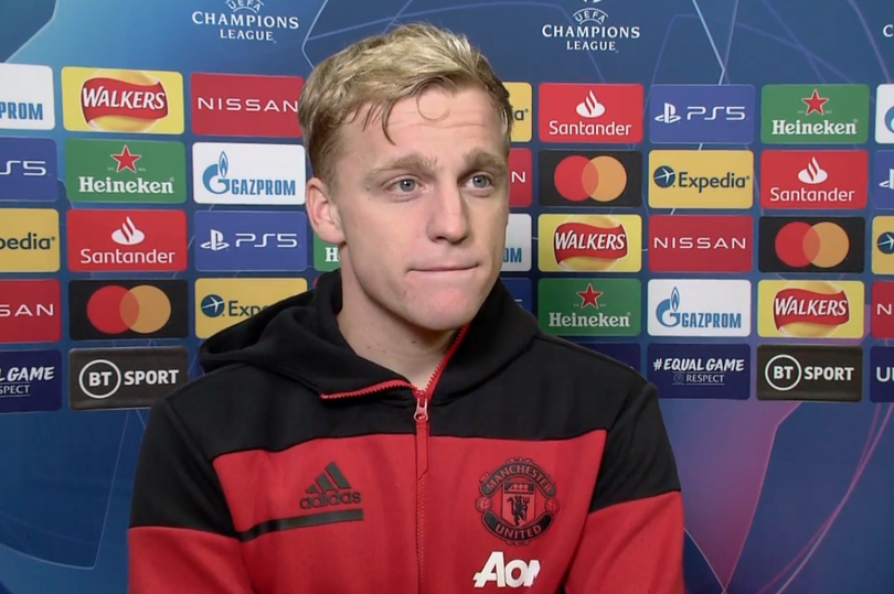 Donny van de Beek asked about new Manchester United position - Bóng Đá