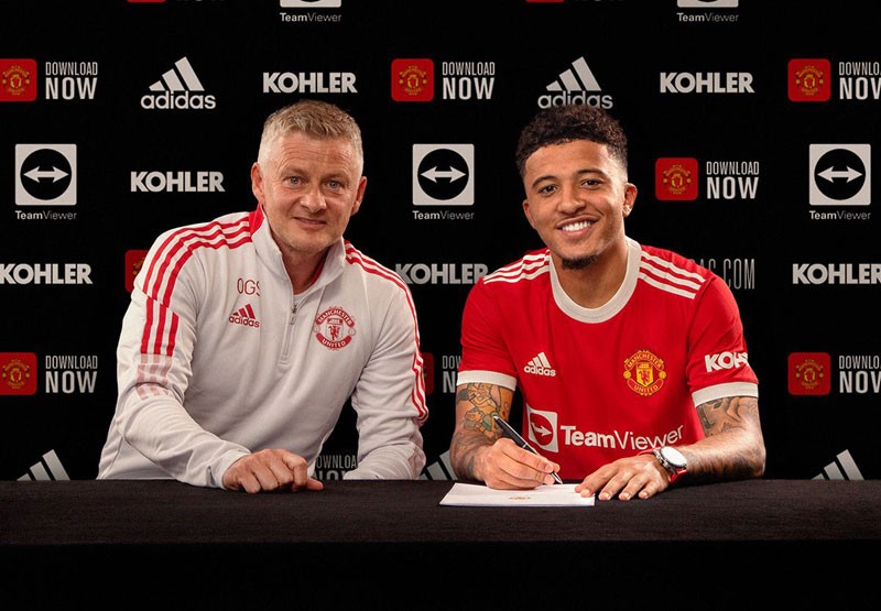 Động thái Jadon Sancho trước khi hội quân với M.U - Bóng Đá
