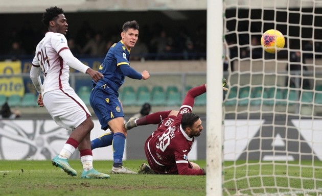 11 khoảnh khắc ấn tượng tại Serie A vào đêm qua: AC Milan, 120 năm vĩ đại - Bóng Đá