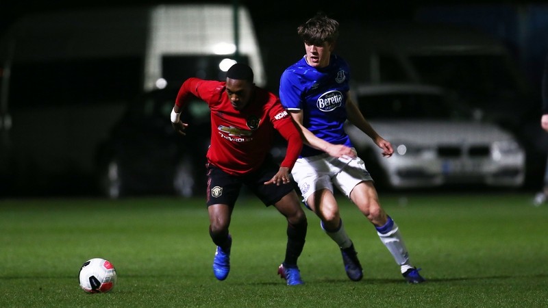 Deji Sotona leaves Manchester United after rejecting contract - Bóng Đá