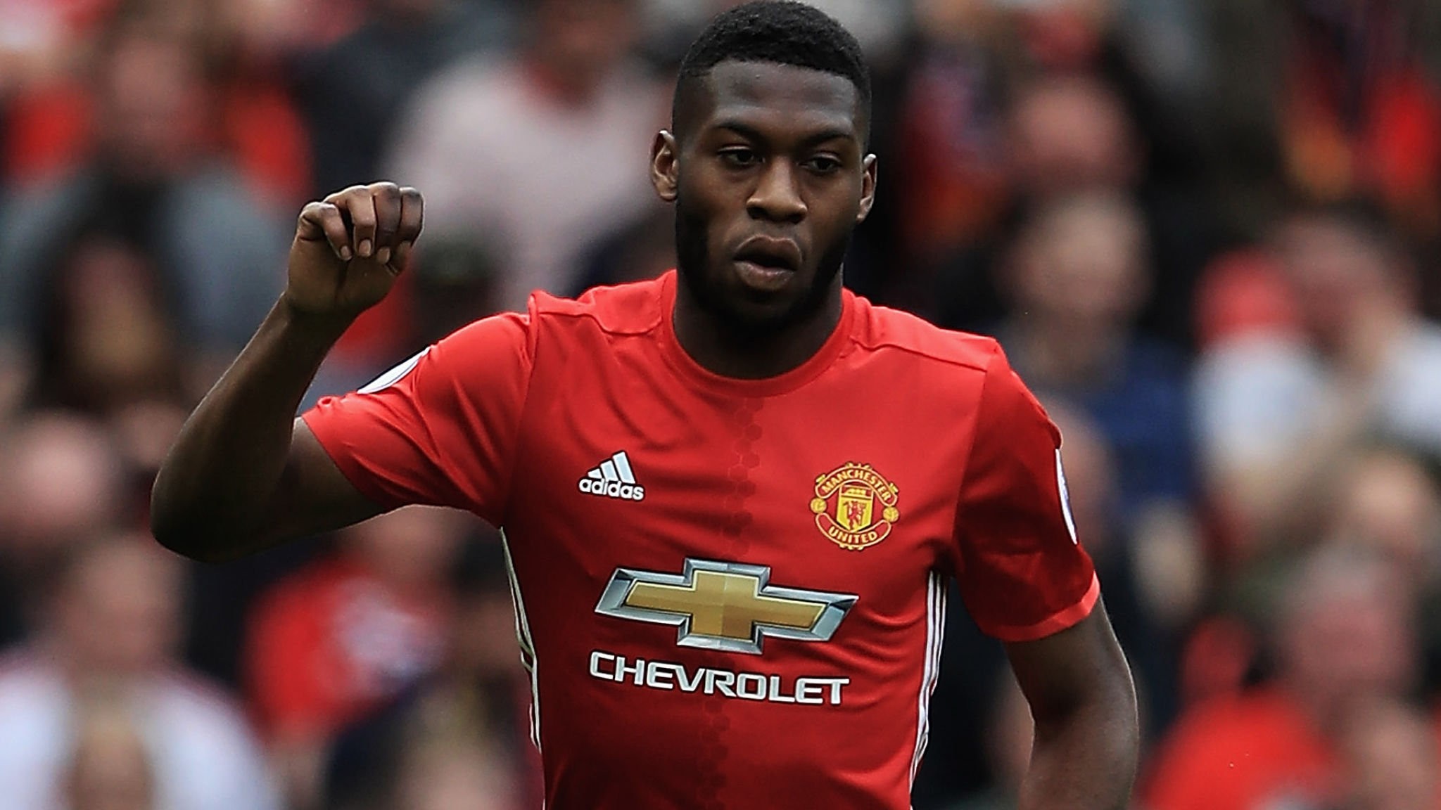 Fred hồi sinh, Man Utd nên làm sao với 