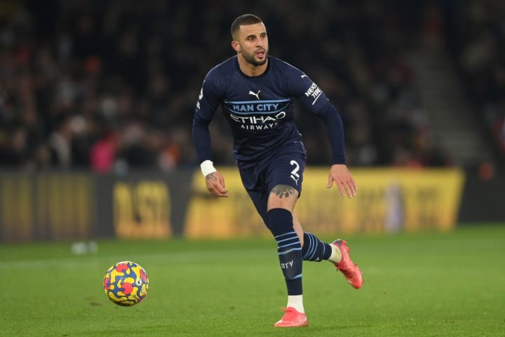 Xếp hạng 10 hậu vệ hay nhất Premier League hiện tại: Số 1 không ai khác - Bóng Đá