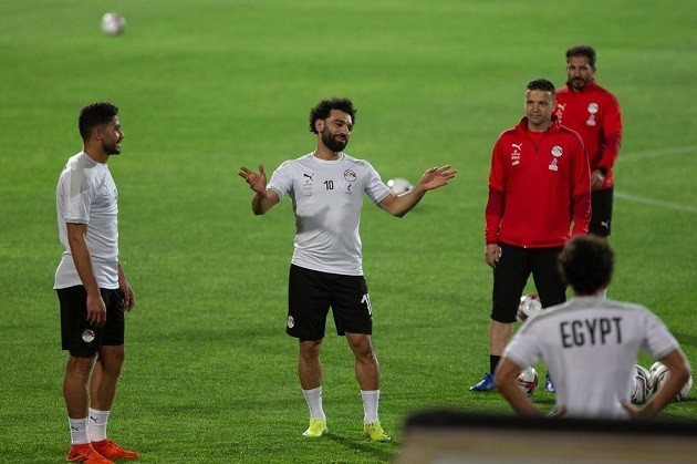 Mohamed Salah takes part in Egypt training ahead of Afcon qualifiers and insists 'tough' Liverpool season will get better - in pictures - Bóng Đá