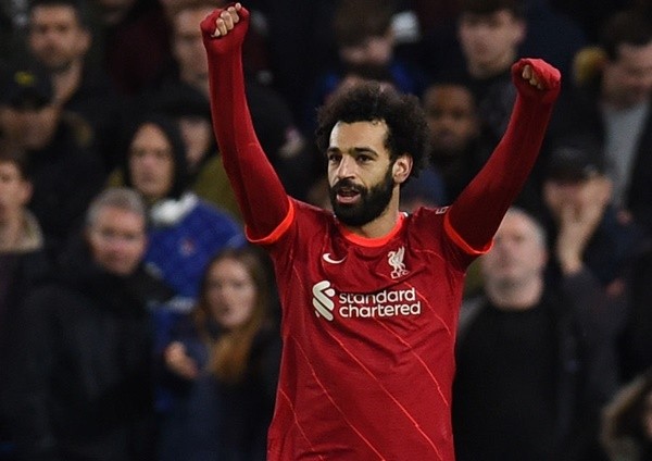 Ronaldo lập công chuộc tội, Bồ Đào Nha vượt ải Hungary - Bóng Đá