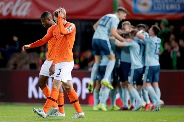 Haaland lập cú đúp; Dortmund thắng húy diệt - Bóng Đá