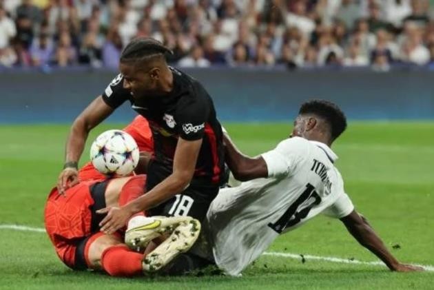 Real nhọc nhằn hạ RB Leipzig, PSG thị uy sức mạnh - Bóng Đá