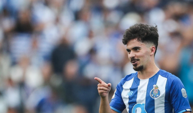 James Garner will seek loan move if he fails to establish himself as a regular under Ten Hag - Bóng Đá