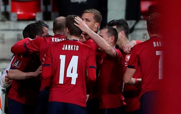 Klopp tiết lộ về chấn thương của Salah trước trận Arsenal - Bóng Đá