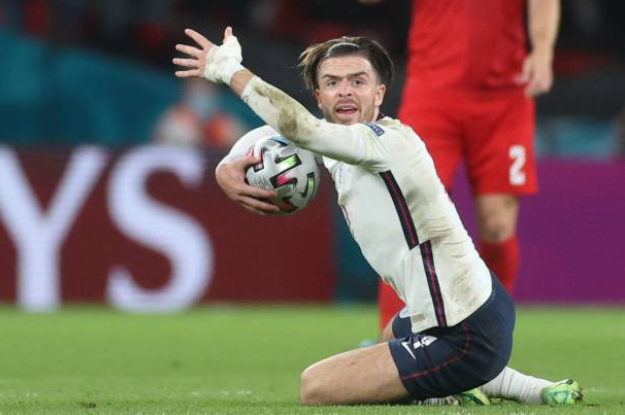 Những chân dài từng qua tay Aguero - Bóng Đá