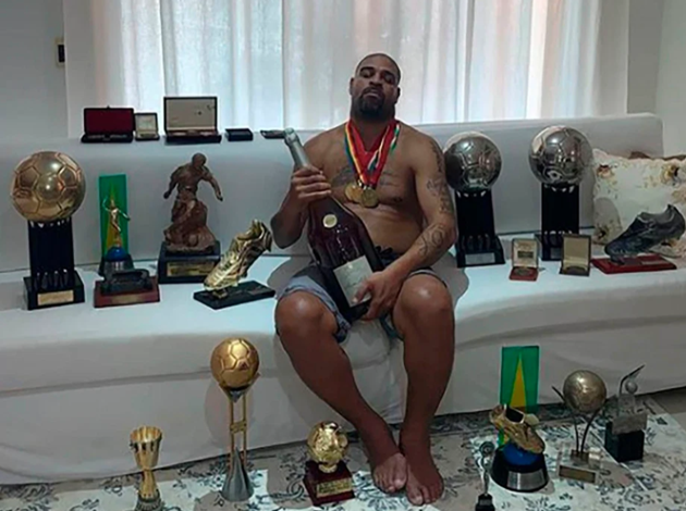 Manchester United sending two officials for midfielder, Red Devils want to watch in person - Bóng Đá