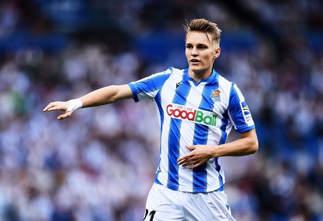 Saliba 'hủy diệt' đối thủ - Bóng Đá