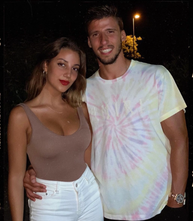 Ruben Dias ‘splits from pop star girlfriend April Ivy - Bóng Đá