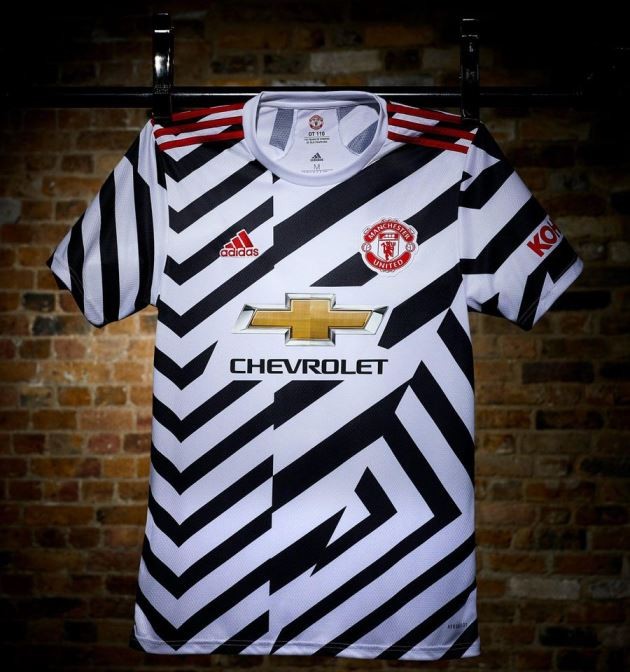 Chelsea 'targeting Porto's Jesus Corona in £21.4m deal' - Bóng Đá