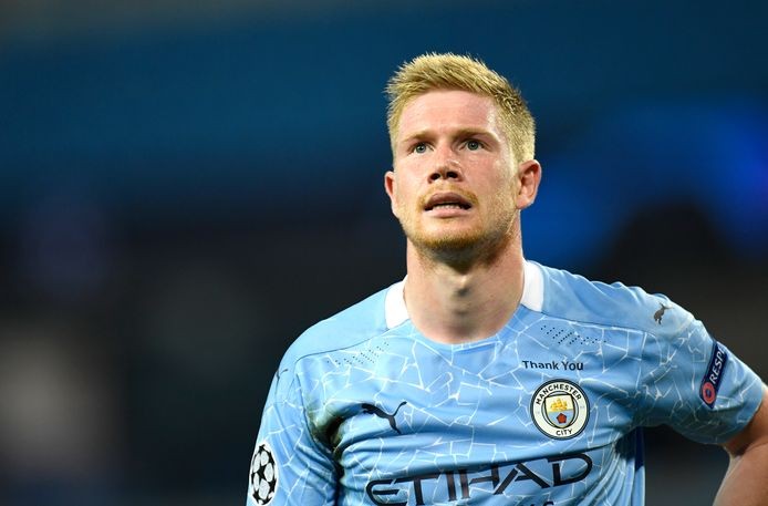 Barcelona have offered César Azpilicueta a two year deal with option to extend for a further season. - Bóng Đá