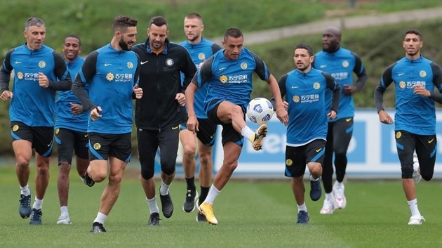 ảnh Inter Milan tập - Bóng Đá