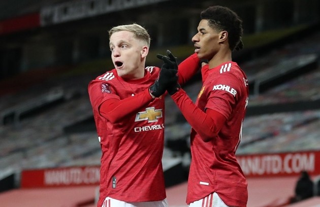  Seven times Cristiano Ronaldo completely lost it like fury at Nani pinching goal and Portugal captain’s armband strop - Bóng Đá