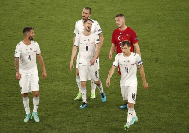 Trung vệ Juve phản lưới nhà, 'tặng' Ý bàn thắng đi vào lịch sử EURO - Bóng Đá