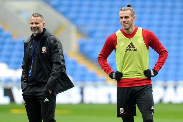 Gareth Bale would have completed Man Utd transfer if it wasn't for Ryan Giggs' role - Bóng Đá