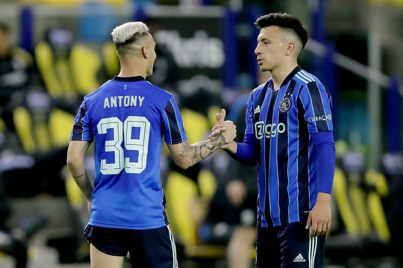  Ajax chốt giá 106 triệu bảng cho Man Utd - Bóng Đá